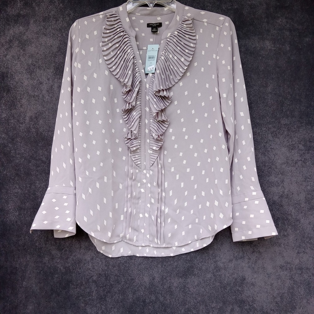 Ann Taylor NEW Petite XS Gray Pleated Blouse‎ Shirt Workwear Business Office